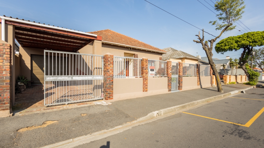 3 Bedroom Property for Sale in Goodwood Estate Western Cape